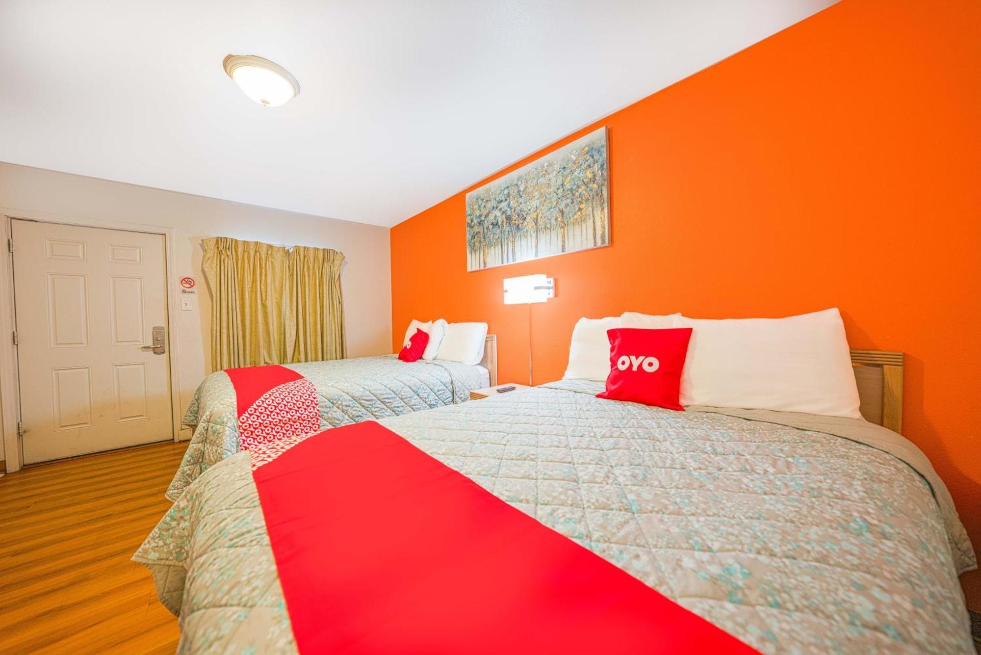 Royal Gateway Motel By Oyo เบนด์ ภายนอก รูปภาพ